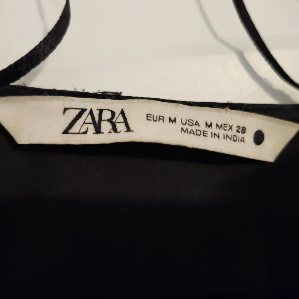 Zara Black Top - Picture 4 of 7